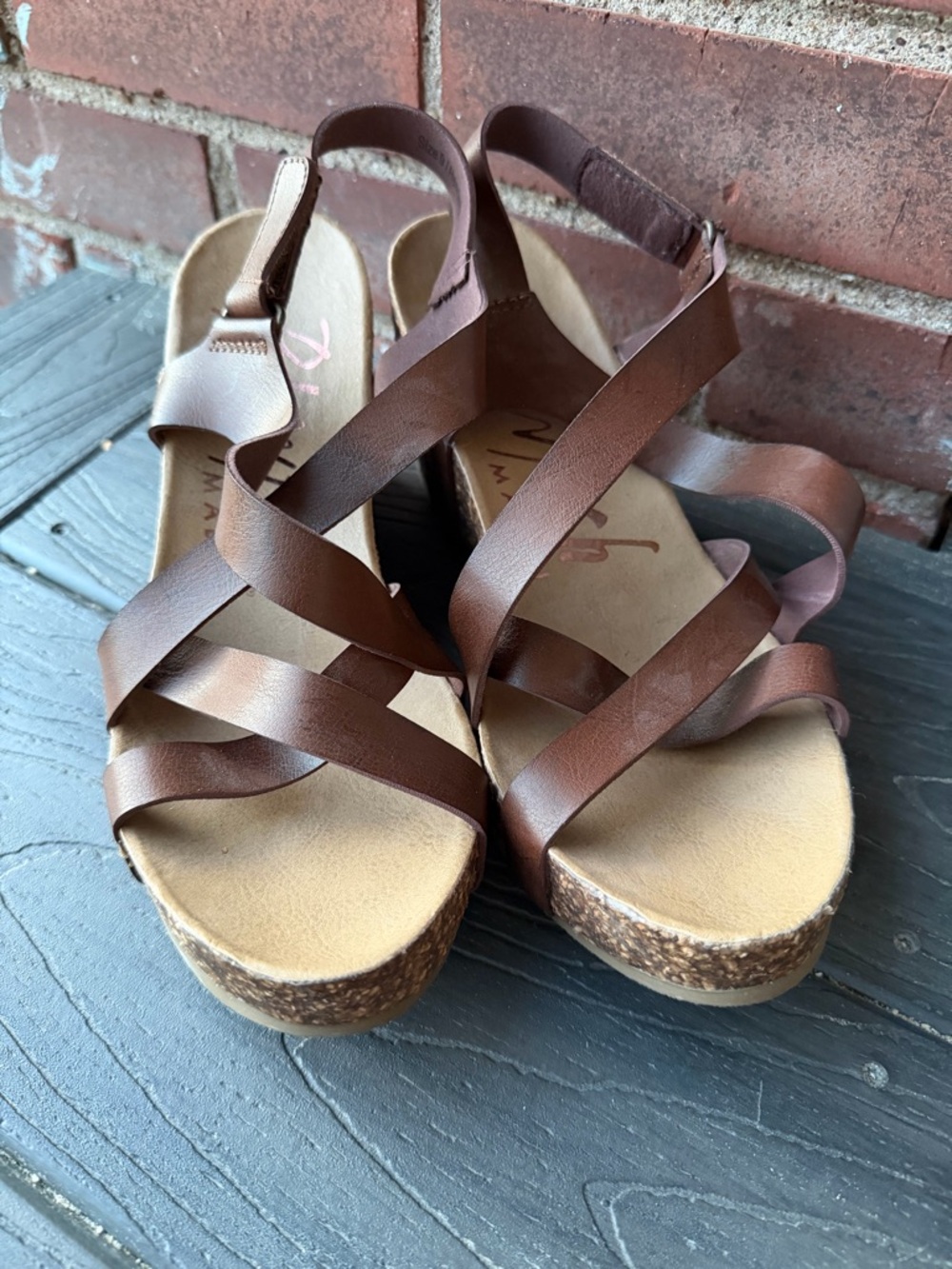 Blowfish Malibu Henrietta Women’s Brown Strappy Cork Wedge Sandals - Size 9